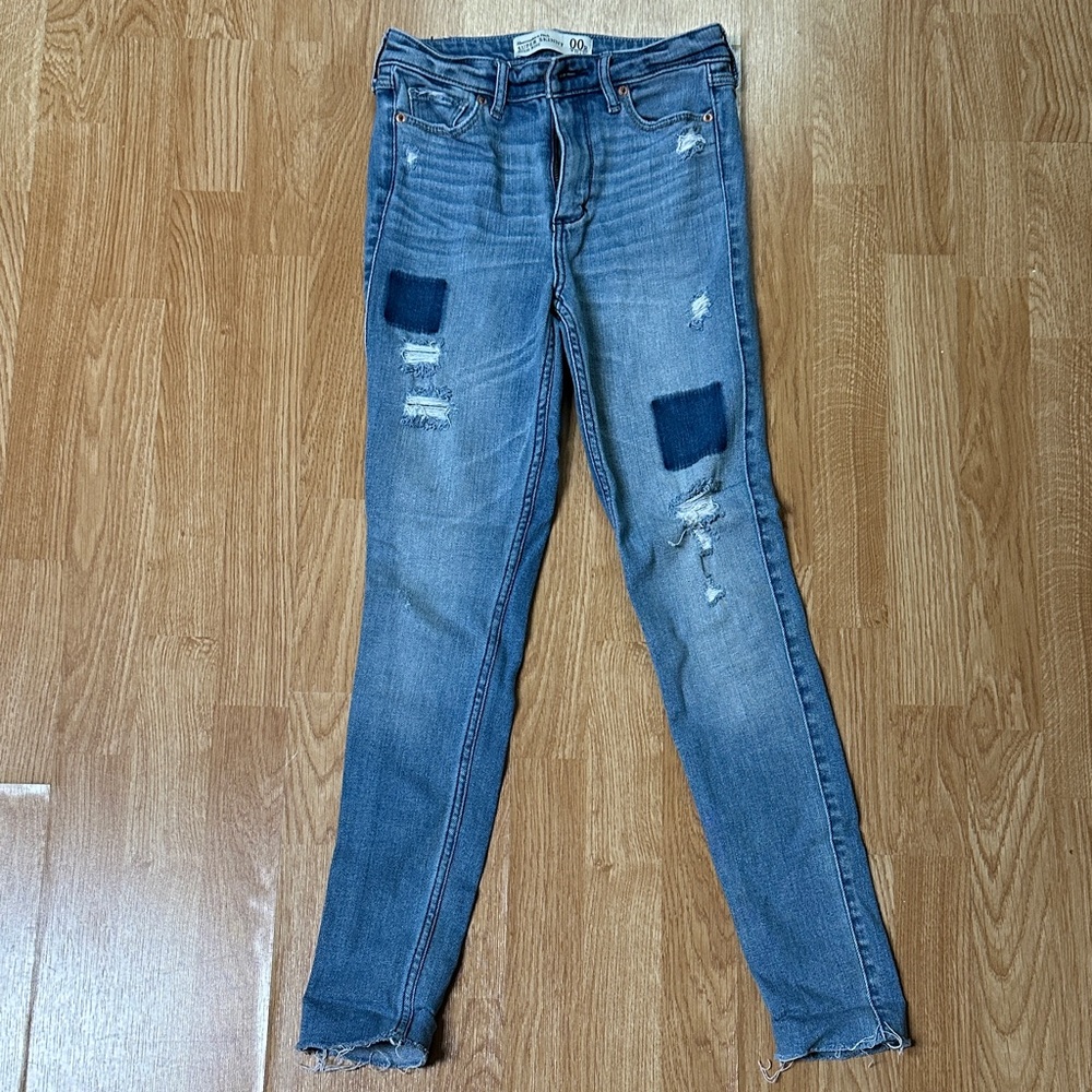 Abercrombie & Fitch High Rise Distressed Blue Jeans